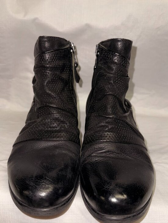 Miz Mooz Shoes - Miz Mooz Sallie Black Leather Ruched Ankle Boots - Button Detail Size 6.5